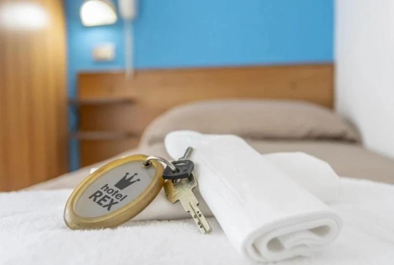 Hotel Rex 米萨诺阿德里亚蒂科 外观 照片