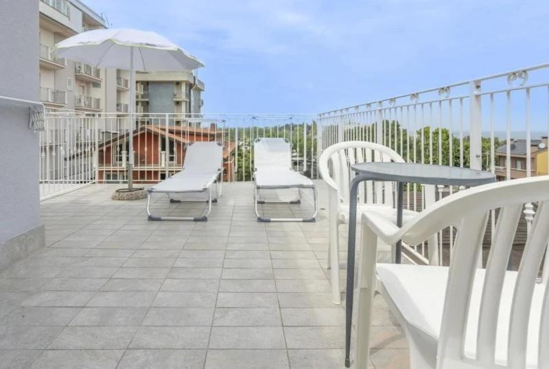 Hotel Rex 米萨诺阿德里亚蒂科 外观 照片
